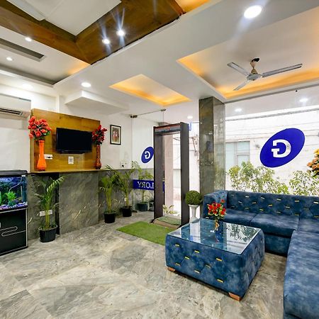 Hotel Grand Qubic Near Delhi Airport 뉴델리 외부 사진